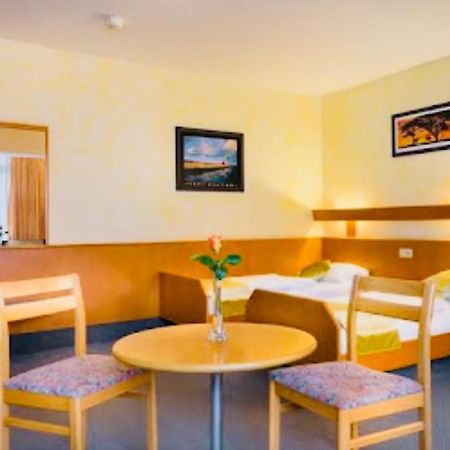 Mc Hotel Karlsruhe Luaran gambar