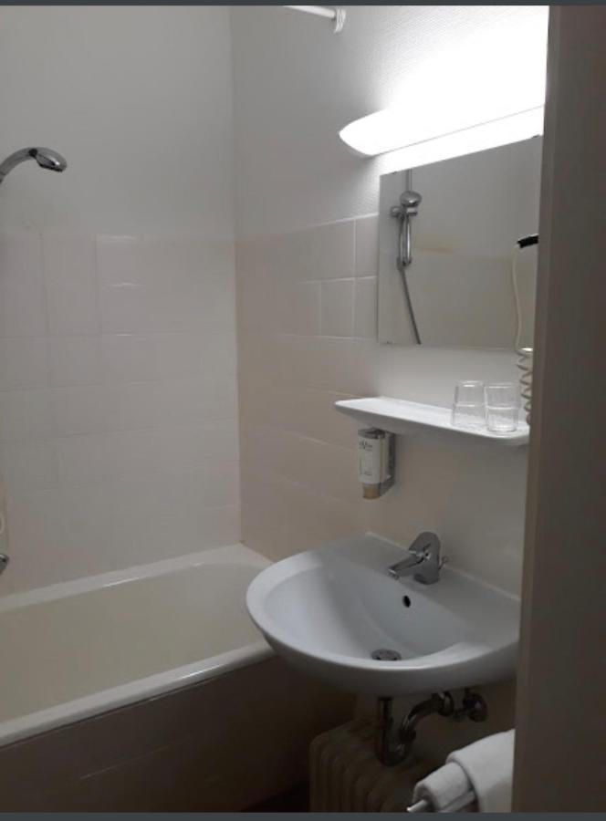 Mc Hotel Karlsruhe Luaran gambar