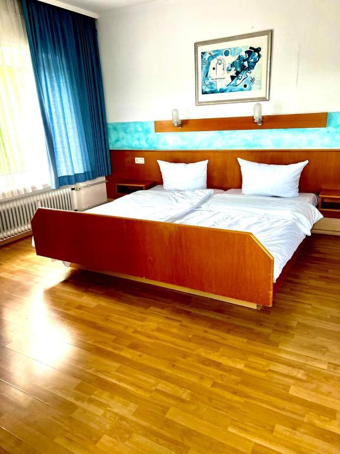 Mc Hotel Karlsruhe Luaran gambar